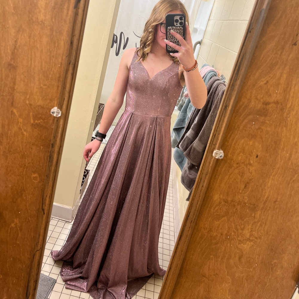 NWOT glittery prom dress